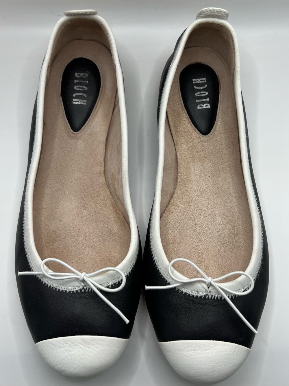 Bloch Black and White Two-Tone Ballet Flats Sz 40 US 9
